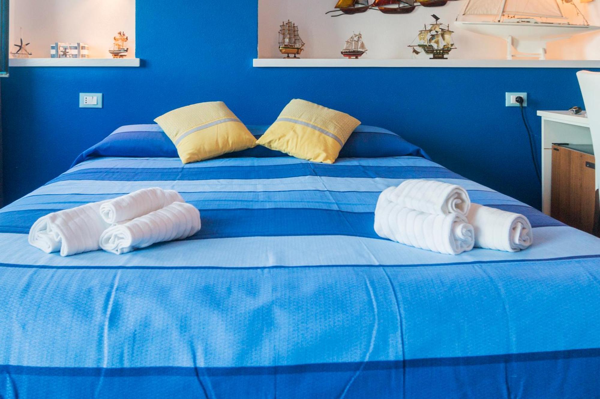 La Favorita Hotel カーラゴノネ エクステリア 写真