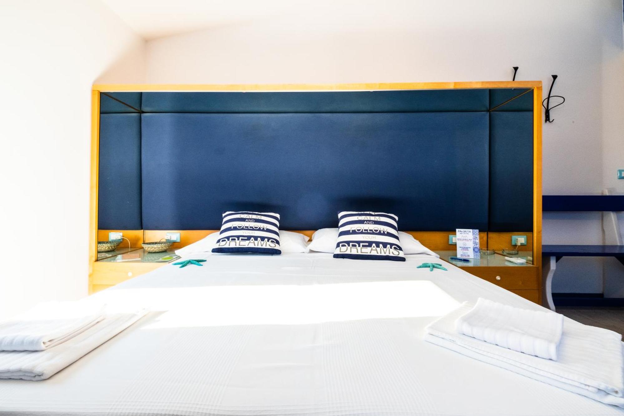 La Favorita Hotel カーラゴノネ エクステリア 写真